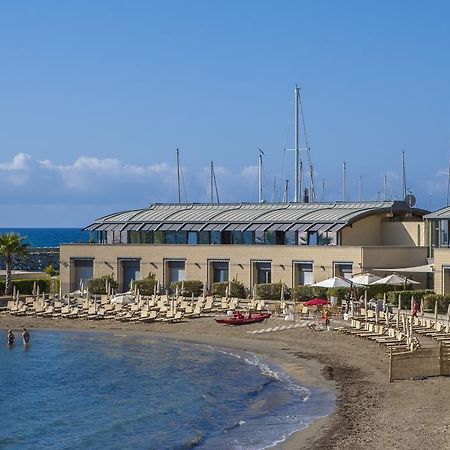 Hotel Riviera Dei Fiori Сан-Лоренцо-аль-Маре Екстер'єр фото